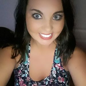 Meet your Posher, Tracy